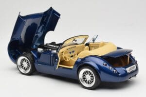 Wiesmann Roadster MF3 Blauw Revell 1:18 08861 Metaal — afbeelding 5 van 8