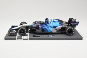 Williams Racing Mercedes FW43B #63 G. Russell Saudi Arabian GP 2021 Minichamps 1:18 117212263 Metaal