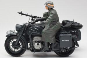 Zundapp KS 750 Zijspan Walkure Schuco 1:10 450651900 Metaal — afbeelding 4 van 7
