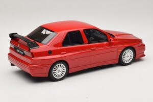 Alfa Romeo 155 GTA Stradale Alfa Red Otto 1:18 OT1132 Hars — afbeelding 2 van 6