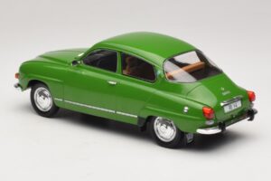 Saab 96 V4 Groen MCG 1:18 MCG18655 Metaal — afbeelding 5 van 6