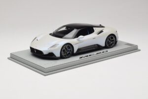Maserati MC20 Bianco Audace BBR 1:18 P18191AMAS Hars — afbeelding 2 van 6