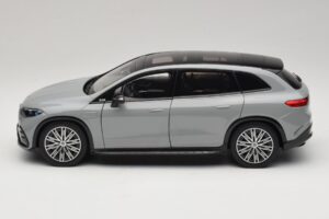 Mercedes EQS SUV X296 Manufaktur Alpine Grey NZG 1:18 B66960591 Metaal — afbeelding 4 van 8