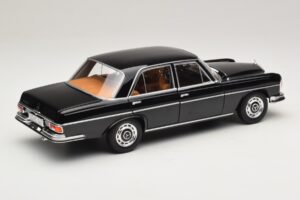 Mercedes 280 SE W108 Zwart Norev 1:18 183360 Metaal — afbeelding 3 van 8