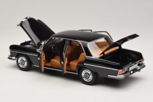 Mercedes 280 SE W108 Zwart Norev 1:18 183360 Metaal — afbeelding 5 van 8