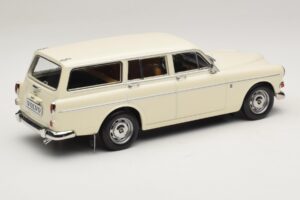 Volvo Amazon Stationwagon Pearl White Norev 1:18 188750 Metaal — afbeelding 2 van 6
