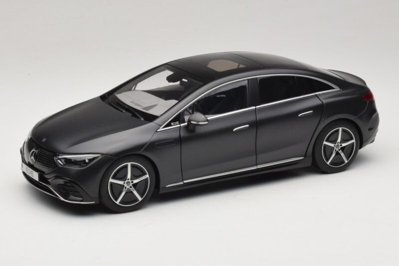 Mercedes EQE V295 Graphite Grey Magno NZG 1:18 B66961108 Metaal