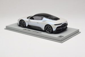 Maserati MC20 Bianco Audace BBR 1:18 P18191AMAS Hars — afbeelding 4 van 6