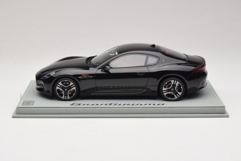Maserati GranTurismo Trofeo Nero Assoluto BBR 1:18 P18240CMAS Hars