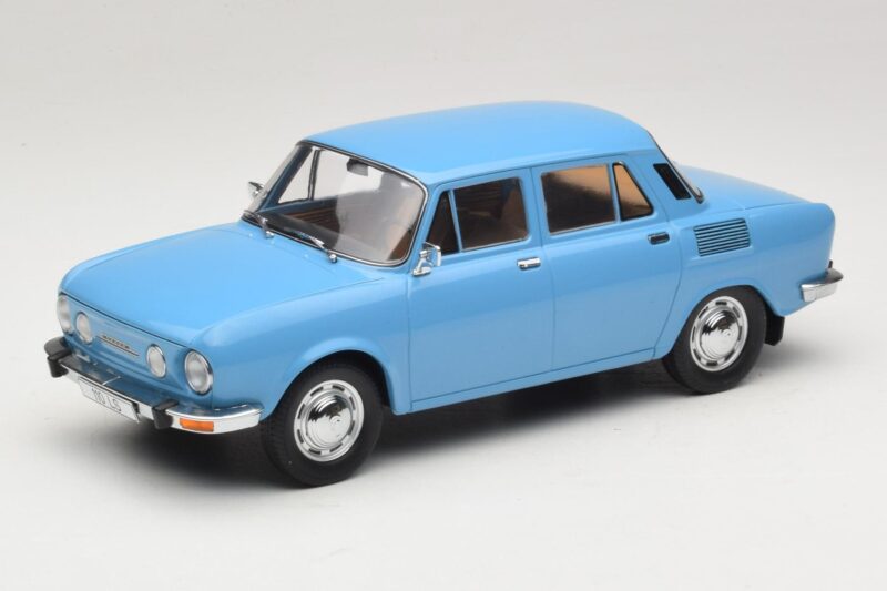 Skoda 100 LS Lichtblauw MCG 1:18 MCG18782 Metaal