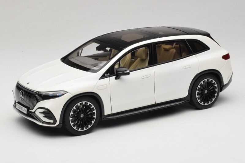 Mercedes EQS SUV X296 Manufaktur Diamond White NZG 1:18 B66960590 Metaal