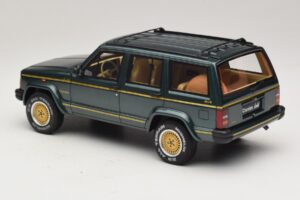 Jeep Cherokee XJ Limited Hunter Green Otto 1:18 OT1204 Hars — afbeelding 5 van 6
