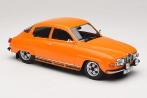 Saab 96 V4 Oranje MCG 1:18 MCG18654 Metaal — afbeelding 4 van 6