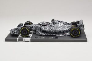 Alfa Romeo Orlen C42 V. Bottas Testing Barcelona 2022 Minichamps 1:18 117229977 Hars — afbeelding 3 van 7