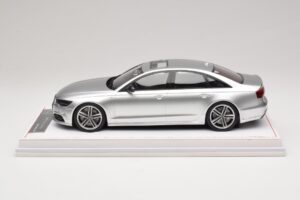 Audi S6 C7 Florett Silver Metallic IVY Merit 1:18 REMC038 Hars