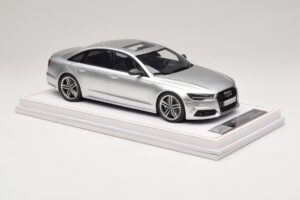 Audi S6 C7 Florett Silver Metallic IVY Merit 1:18 REMC038 Hars — afbeelding 4 van 7