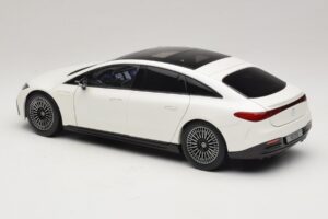 Mercedes EQS V297 Manufaktur Opalite White NZG 1:18 B66961049 Metaal — afbeelding 7 van 8