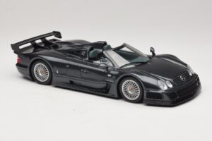 Mercedes AMG CLK GTR Roadster Grijs GT Spirit 1:18 GT960 Hars — afbeelding 4 van 6