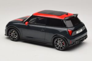 Mini Cooper JCW F66 Legend Grey Otto 1:18 OT1244 Hars — afbeelding 5 van 6