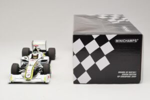 Brawn GP BGP001 #22 J. Button Singapore GP 2009 Minichamps 1:18 180090222 Hars — afbeelding 6 van 7