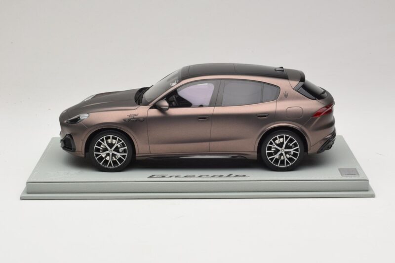 Maserati Grecale Brons BBR 1:18 P18220FMAS Hars