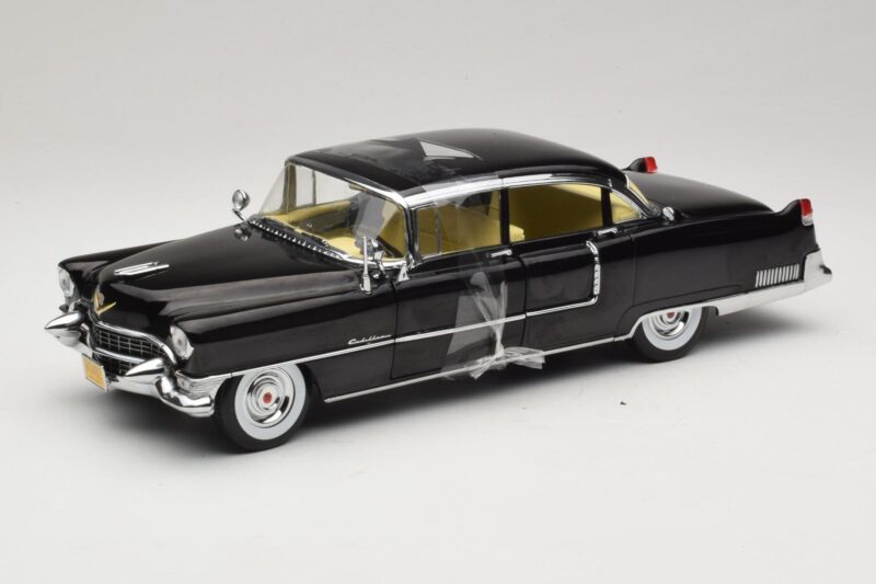 Cadillac Fleetwood Series 60 The Godfather Greenlight 1:18 12949 Metaal
