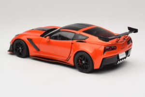 Chevrolet Corvette C7 ZR1 Rood IXO 1:18 U18RDC001-FO Metaal — afbeelding 7 van 8