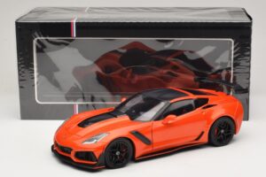 Chevrolet Corvette C7 ZR1 Rood IXO 1:18 U18RDC001-FO Metaal — afbeelding 8 van 8