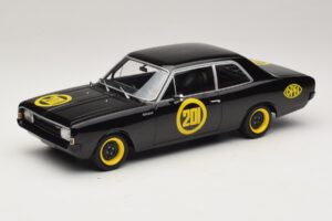 Opel Rekord C #201 Black Widow MCG 1:18 MCG18560 Metaal