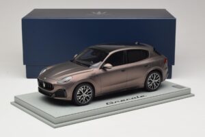 Maserati Grecale Brons BBR 1:18 P18220FMAS Hars — afbeelding 7 van 7