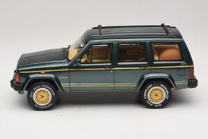 Jeep Cherokee XJ Limited Hunter Green Otto 1:18 OT1204 Hars — afbeelding 3 van 6