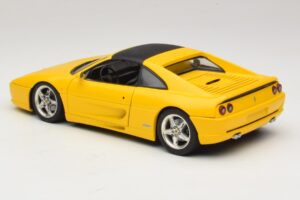 Ferrari F355 Spider Geel met Zwart Dak UT Models 1:18 180074030-P4 Metaal — afbeelding 7 van 8