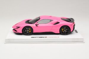 Ferrari SF90 Pack Fiorano Glans Qatar Pink BBR 1:18 RACELINE137 Hars — afbeelding 3 van 7
