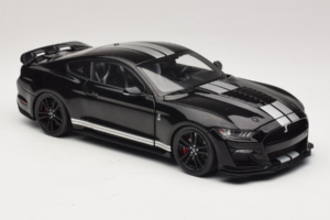 Ford Mustang Shelby GT500 S550 Zwart IXO 1:18 U18RDC002-FO Metaal — afbeelding 6 van 8