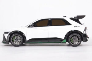 Hyundai Ioniq 5 N DK Edition Atlas White Matt Otto 1:18 OT1227 Hars — afbeelding 3 van 5