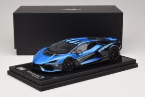 Lamborghini Revuelto Blue Black IVY Merit 1:18 REMC040 Hars — afbeelding 7 van 7