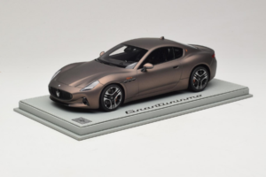Maserati GranTurismo Trofeo Rame Folgore BBR 1:18 P18240AMAS Hars — afbeelding 2 van 7