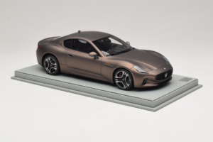 Maserati GranTurismo Trofeo Rame Folgore BBR 1:18 P18240AMAS Hars — afbeelding 4 van 7