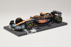 McLaren MCL36 #4 L. Norris Abu Dhabi GP 2022 Minichamps 1:18 537224004 Hars
