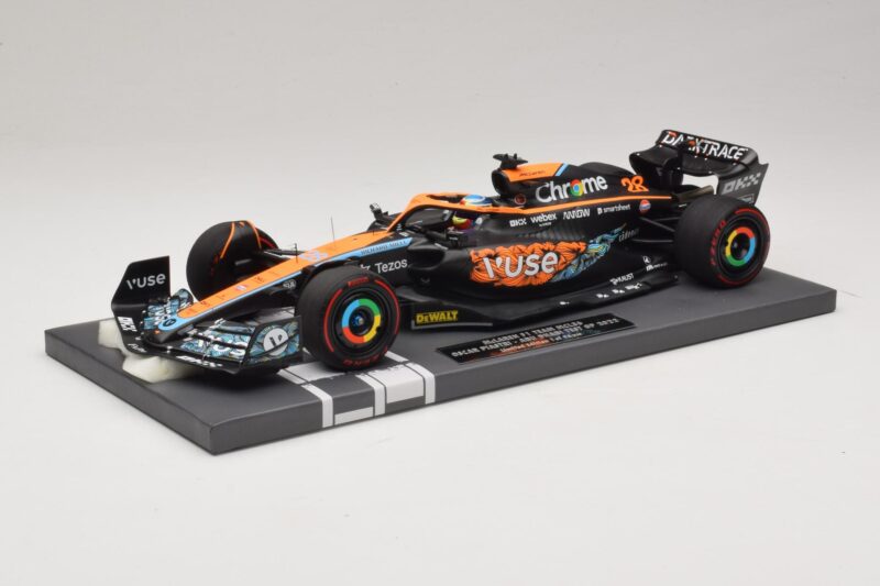 McLaren MCL36 O. Piastri Abu Dhabi Test 2022 Minichamps 1:18 537221828 Hars