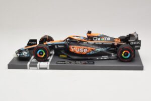 McLaren MCL36 O. Piastri Abu Dhabi Test 2022 Minichamps 1:18 537221828 Hars — afbeelding 3 van 7