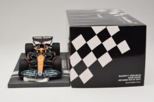 McLaren MCL36 O. Piastri Abu Dhabi Test 2022 Minichamps 1:18 537221828 Hars — afbeelding 6 van 7
