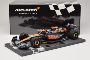McLaren MCL36 O. Piastri Abu Dhabi Test 2022 Minichamps 1:18 537221828 Hars — afbeelding 7 van 7