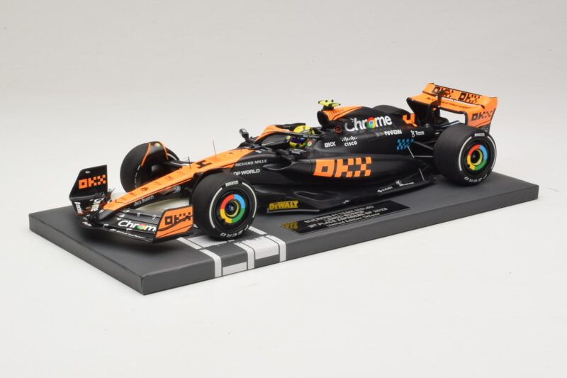 McLaren MCL60 #4 L. Norris 2nd Place Japanese GP 2023 Minichamps 1:18 537233504 Hars