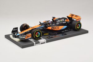 McLaren MCL60 #81 O. Piastri Hungarian GP 2023 Minichamps 1:18 537233081 Hars
