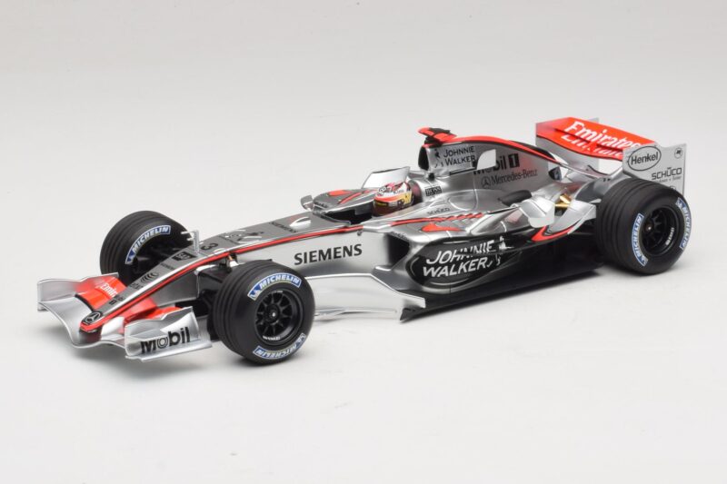 McLaren MP4/21 #3 K. Raikkonen 2006 Minichamps 1:18 530061803 Hars