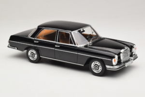 Mercedes 280 SE W108 Zwart Norev 1:18 183360 Metaal — afbeelding 6 van 8