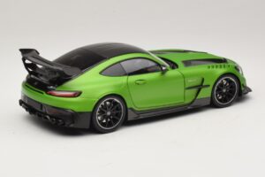 Mercedes AMG GT Black Series C190 Matt Green Metallic Minichamps 1:18 110032022 Metaal — afbeelding 3 van 8