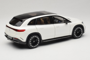 Mercedes EQS SUV X296 Manufaktur Diamond White NZG 1:18 B66960590 Metaal — afbeelding 3 van 8