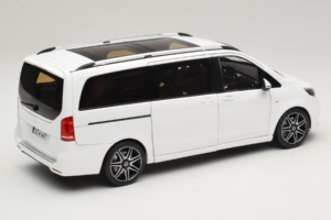 Mercedes V-Class W447 AMG Line Wit Norev 1:18 183876 Metaal — afbeelding 3 van 8